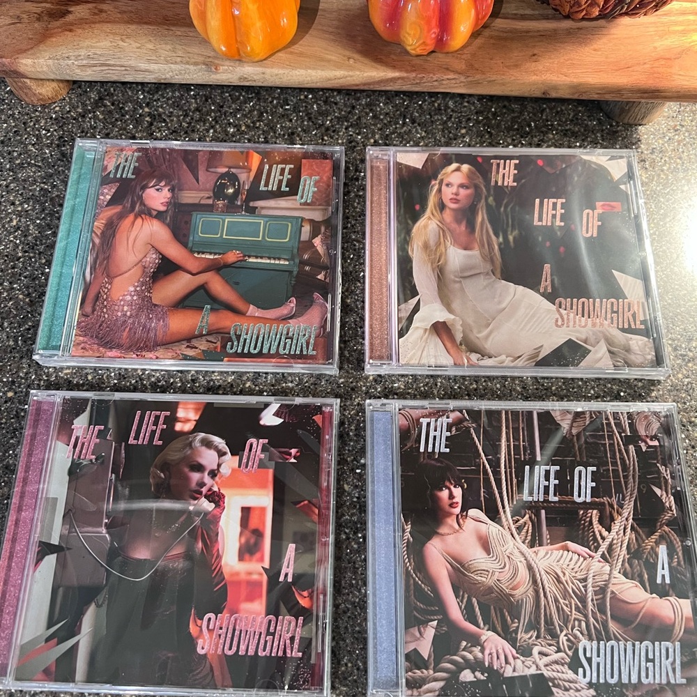 Taylor Swift *LIMITED EDITION*  
The Life of a Showgirl CD Collection